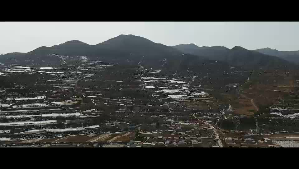 贯彻“三抓三促”榆中县梁家湾文化广场