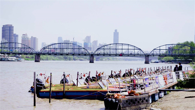 兰州人集合  你们家过河常用哪招